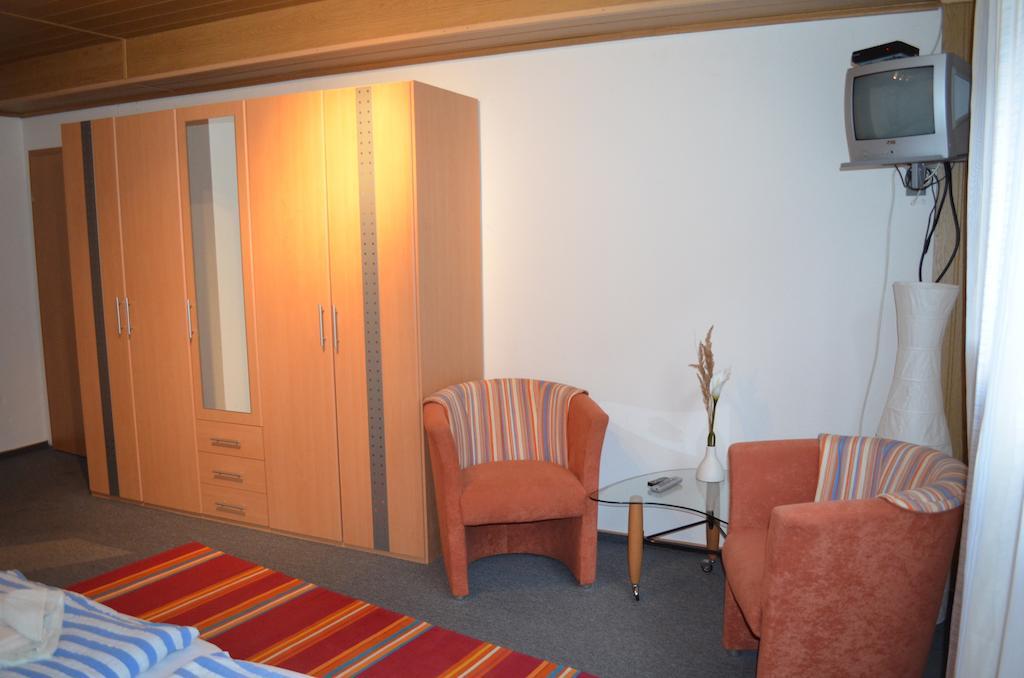Hotel Restaurant Waldschlössel Speyerbrunn Zimmer foto